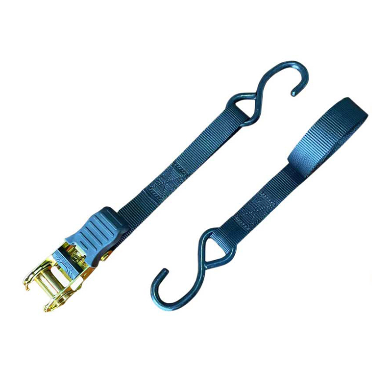 1'' X 15' veelkleurige ratelriem met duimgreep en S-haken met vinylcoating